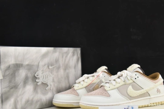 Year Fossil (2023) Rabbit Stone Nike the Retro Dunk Low FD4203-211 PRM of 0810